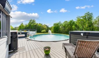 136 Montfair Dr, Amherst, VA 24521