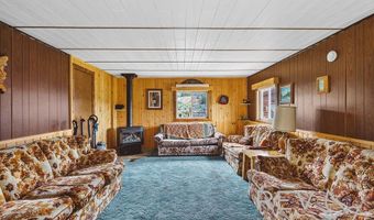 31 Posten Rd, Cody, WY 82414