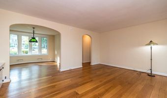 1901 ACORN Ln, Abington, PA 19001