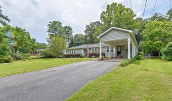 303 Lakeview Dr, Andalusia, AL 36420