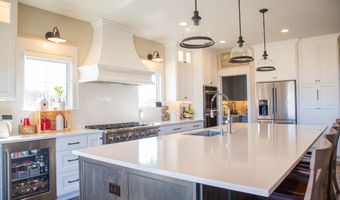 4264 Chapel Hill Ct, Bargersville, IN 46106