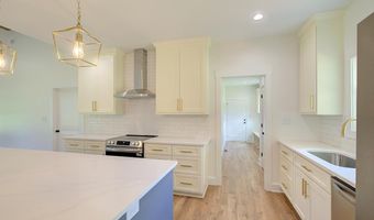 410 Edgewood Dr, Belton, SC 29627