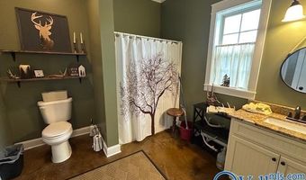 2102 Kuykendall Rd, Albertville, AL 35951