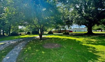 300 Blackmon St S, Bethune, SC 29009