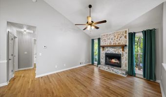 1528 Oakleaf Dr, Auburn, GA 30011