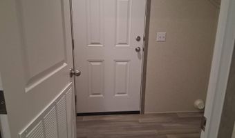 328 W 53rd St 10, Anderson, IN 46013