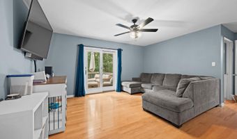 341 Courtland Dr, Appomattox, VA 24522