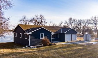 3512 Marguerite Dr, Waubay, SD 57273