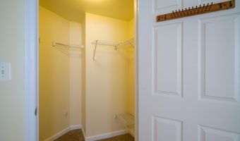 3835 9TH St N 504W, Arlington, VA 22203