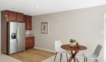 22082 WATER RUN Ct, Ashburn, VA 20148
