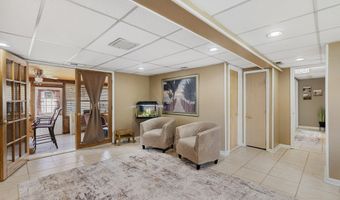 570 Forest Hills Pkwy, Bayville, NJ 08721