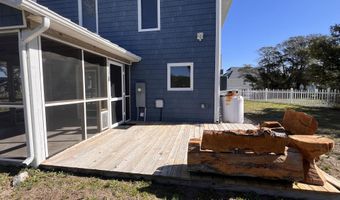 247 Shore Dr, Salter Path, NC 28575