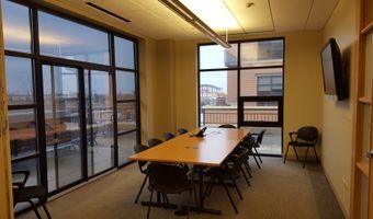 2390 Esplanade Dr 202, Algonquin, IL 60102