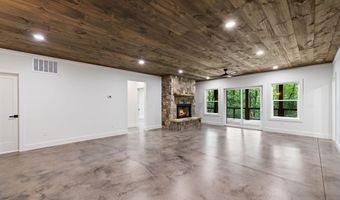237 Ralston Gap Rd, Morganton, GA 30560