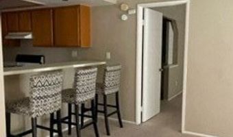 3595 W Greentree Cir B, Anaheim, CA 92804