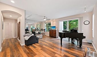 6415 Ruby Way, Carlsbad, CA 92011