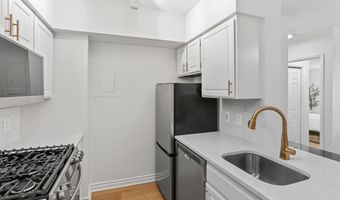 4801 FAIRMONT Ave 801, Bethesda, MD 20814