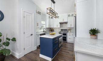 60 Harmony St, Cranston, RI 02920