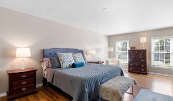 15 EATON Pl, Bear, DE 19701