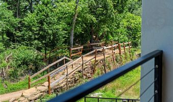 1128 Fillmore St, Bentonville, AR 72712