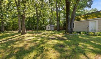 101 Hopkins Ave, Johnston, RI 02919
