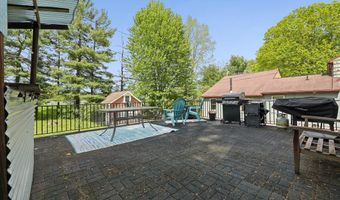 705 Overlook Dr, Alliance, OH 44601