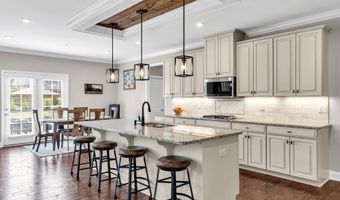 20 Gina Dr, Allentown, NJ 08501