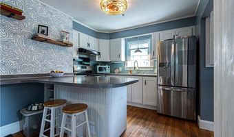 63 Paine Ave, Cranston, RI 02910