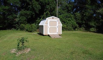 304 S Magnolia Ave, Andrews, SC 29510
