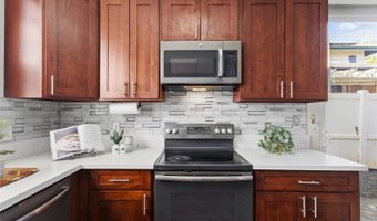 91-1060 Aukahi St, Kapolei, HI 96707