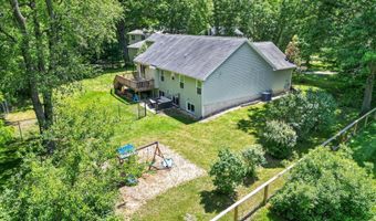 8669 Lilly Ridge Dr SE, Alto, MI 49302