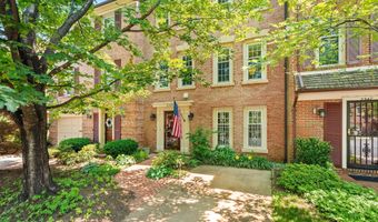 2345 S ROLFE St S, Arlington, VA 22202