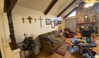 23 B St, Bay Springs, MS 39422