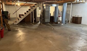 603 S 10th St, Albia, IA 52531