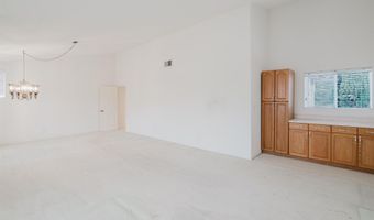 5033 Nighthawk Way, Oceanside, CA 92056