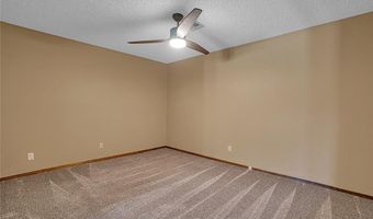404 Comanche Trl, Altus, OK 73521
