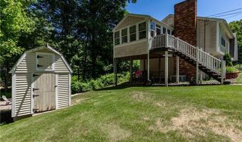 26 Sharon Pkwy, North Smithfield, RI 02896