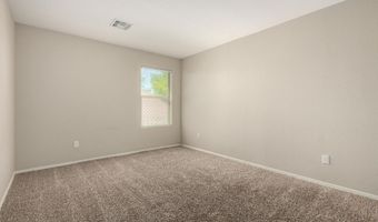 4122 E PALM BEACH Dr, Chandler, AZ 85249