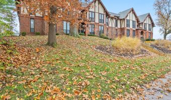 1026 Kehrs Mill Rd 4, Ballwin, MO 63011