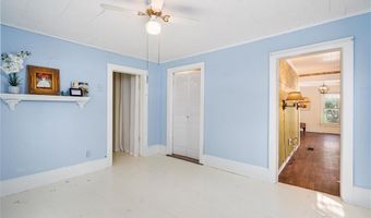 920 Grove St, Baldwin City, KS 66006