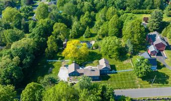 121 Sunset Ln, Berlin, CT 06037