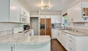 566 JEFFERSON St, Afton, WY 83110