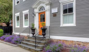 204 Spring St, Newport, RI 02840