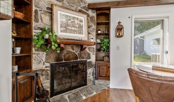 431 McGregor Pt, Alburgh, VT 05440