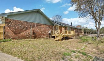 102 Stewart St, Albertville, AL 35950