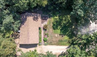 54 New London Dr, Barnstead, NH 03225