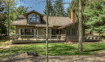 325 Inwood Trl, Aurora, OH 44202