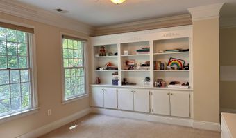 6204 MELVERN Dr, Bethesda, MD 20817
