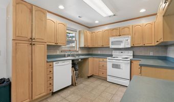 509 Ship Ave, Beachwood, NJ 08722