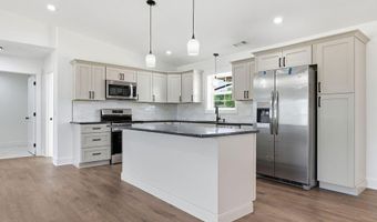 389 Washington Dr, Almo, KY 42020